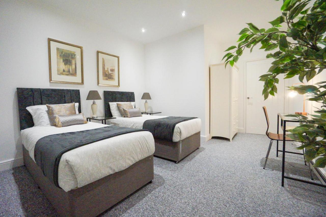 Premium Apartments Thatcham Broadway Buitenkant foto