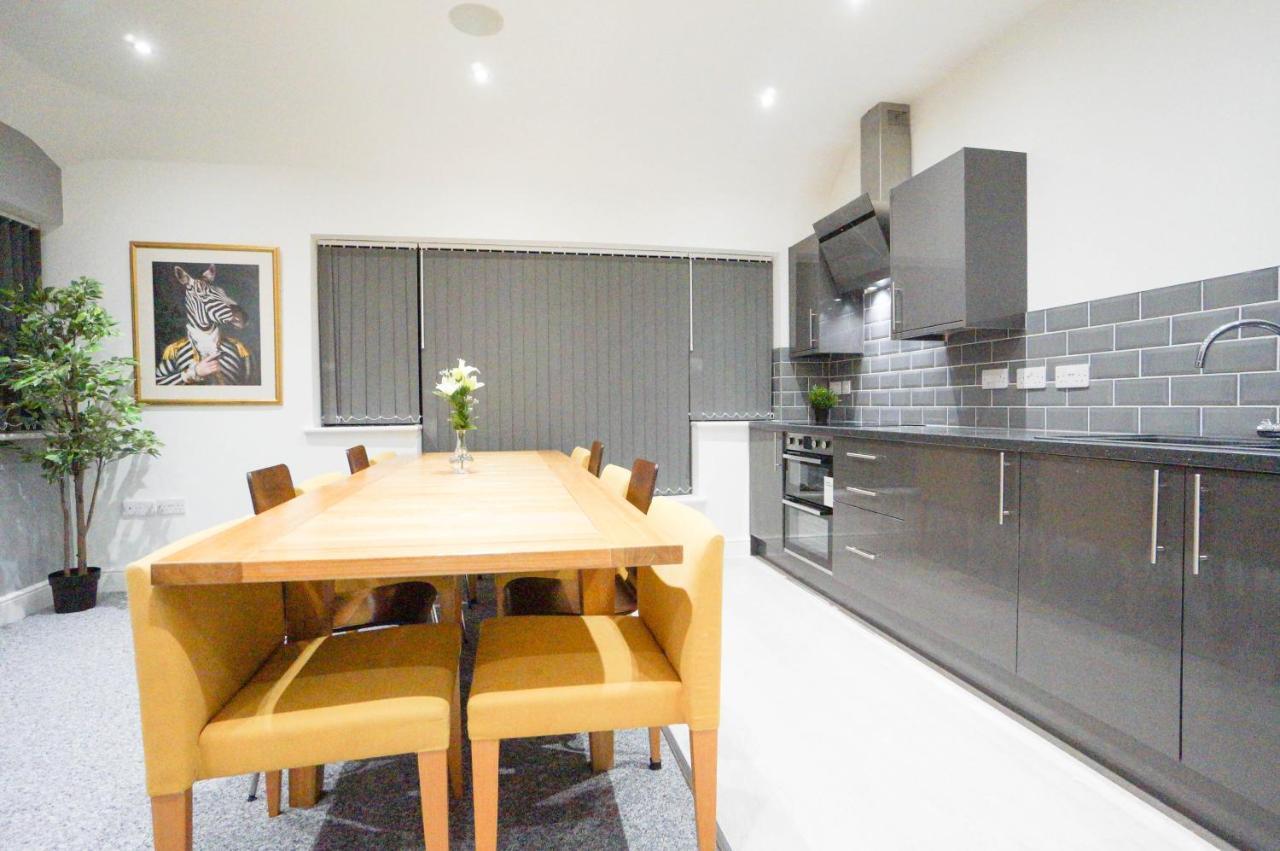 Premium Apartments Thatcham Broadway Buitenkant foto