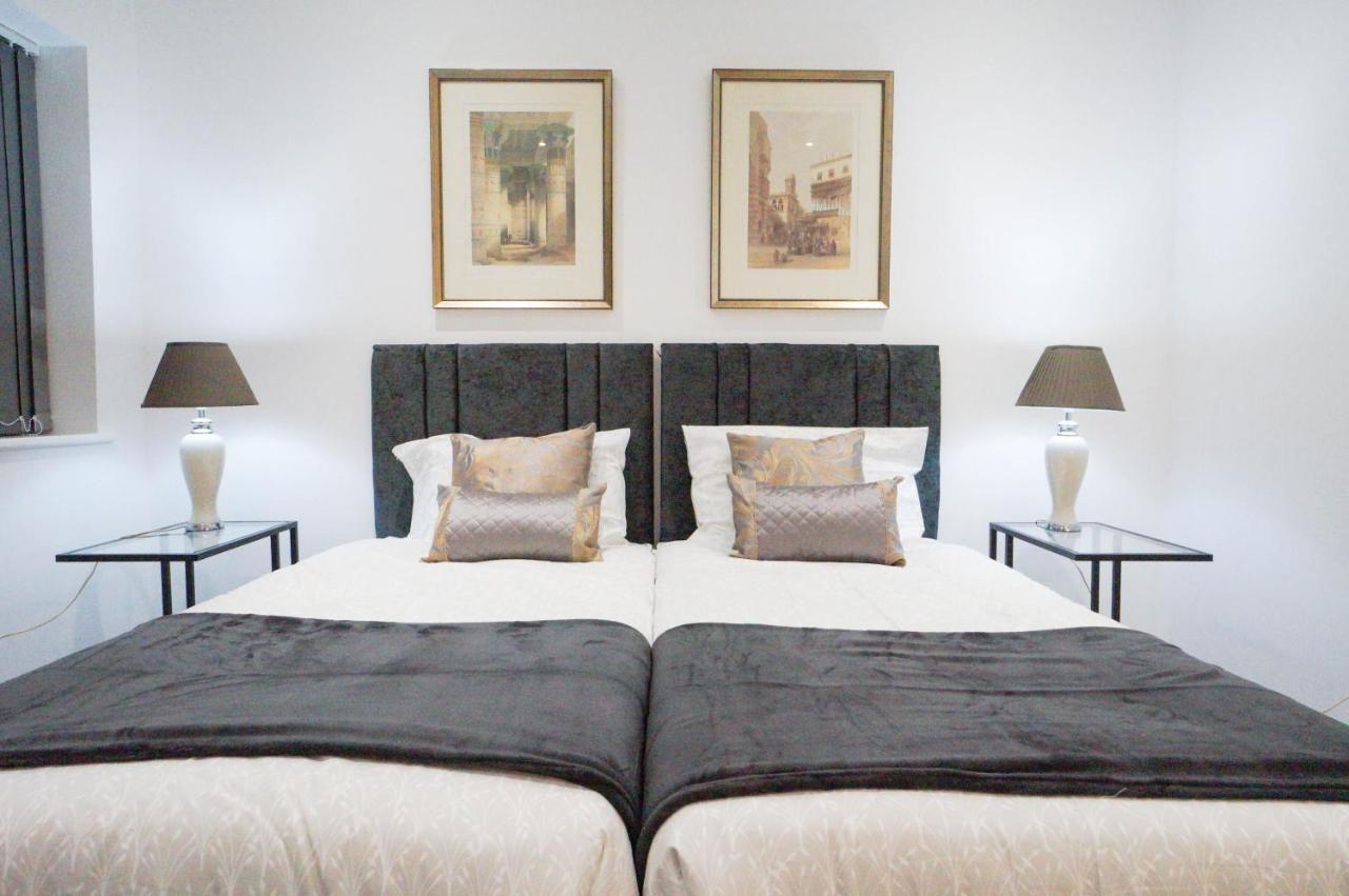 Premium Apartments Thatcham Broadway Buitenkant foto