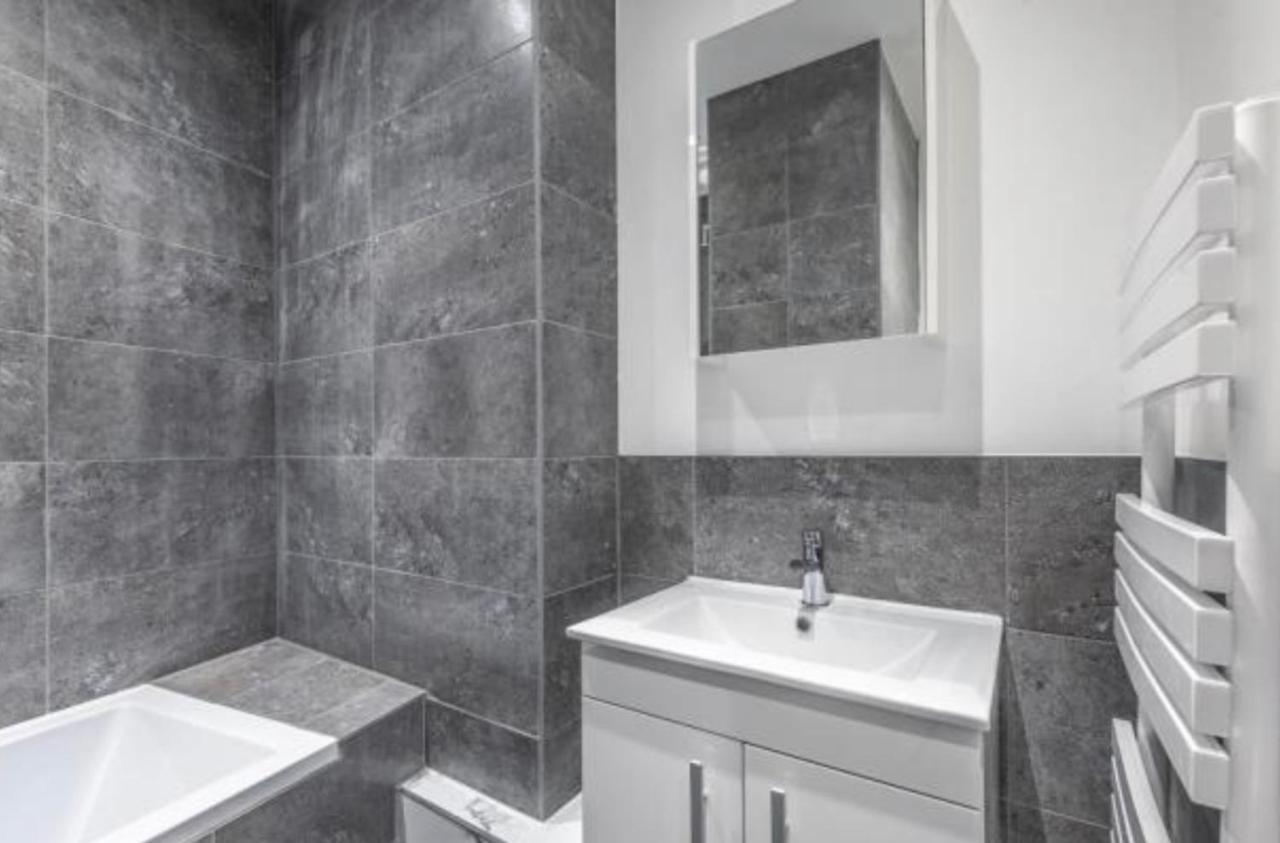Premium Apartments Thatcham Broadway Buitenkant foto