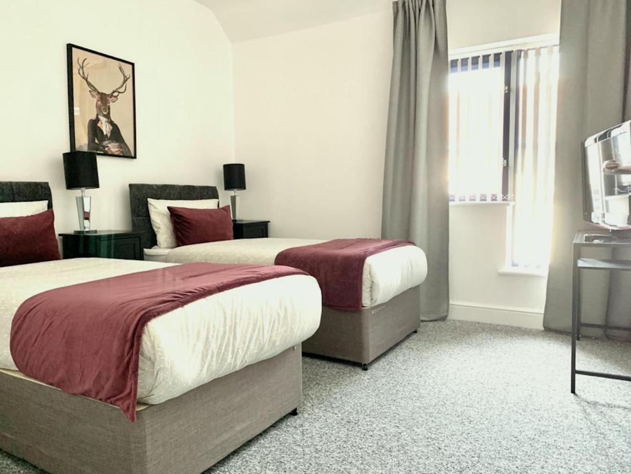 Premium Apartments Thatcham Broadway Buitenkant foto