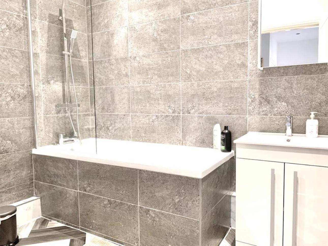 Premium Apartments Thatcham Broadway Kamer foto