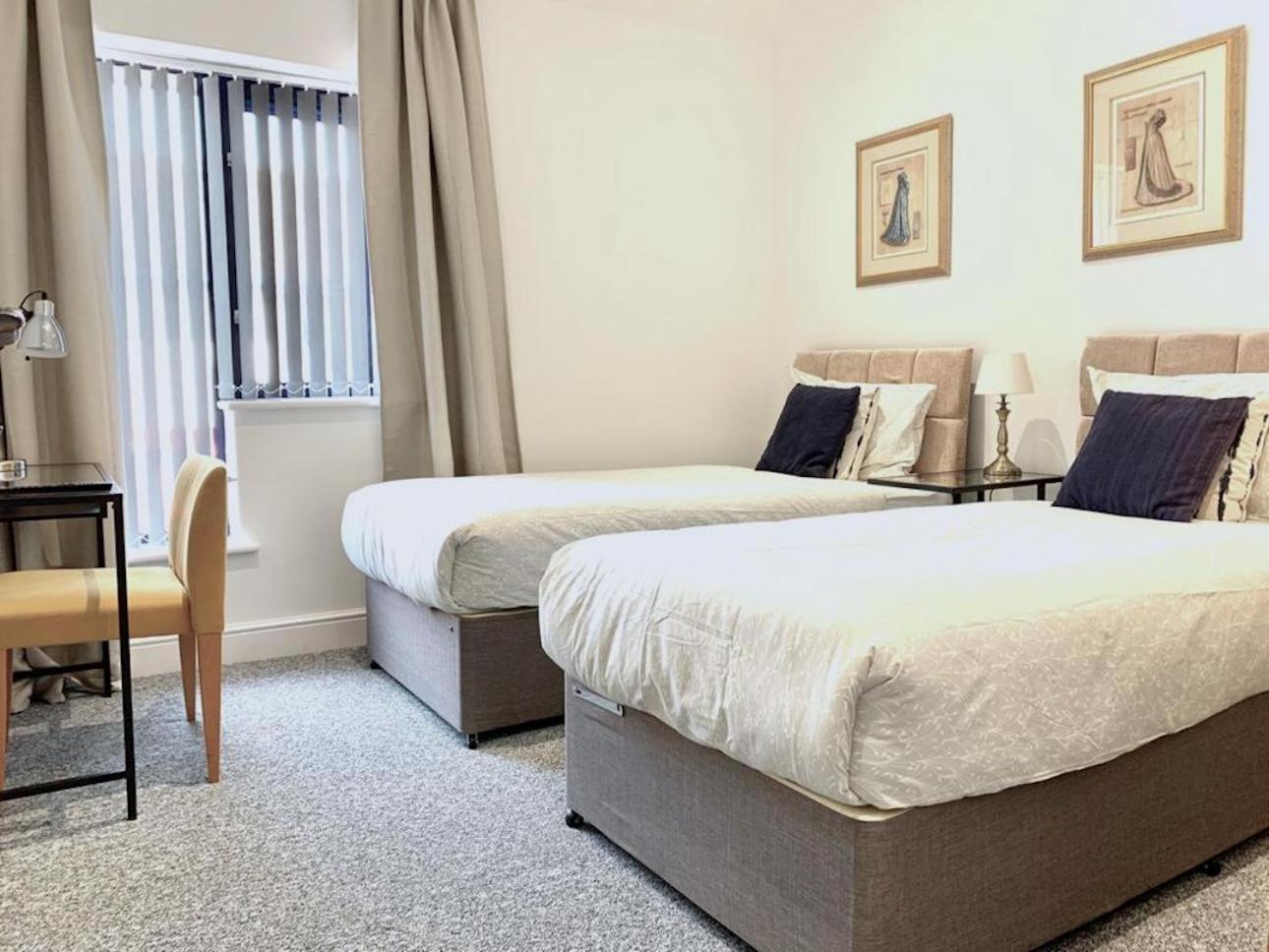 Premium Apartments Thatcham Broadway Kamer foto